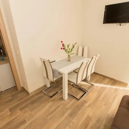 Apartments Matanovi Dvori Makarska Exterior foto