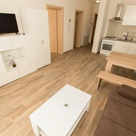 Apartments Matanovi Dvori Makarska Exterior foto