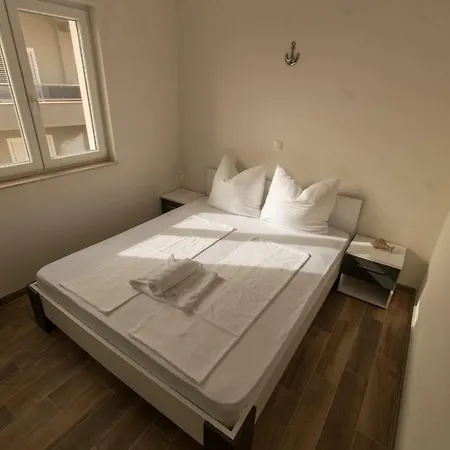 Apartments Matanovi Dvori Makarska Exterior foto