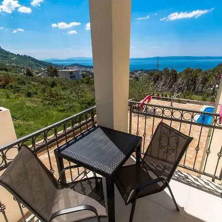 Apartments Matanovi Dvori Makarska Exterior foto