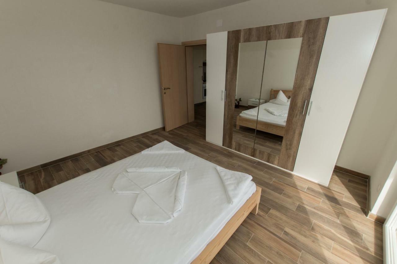 Matanovi Dvori Apartment *